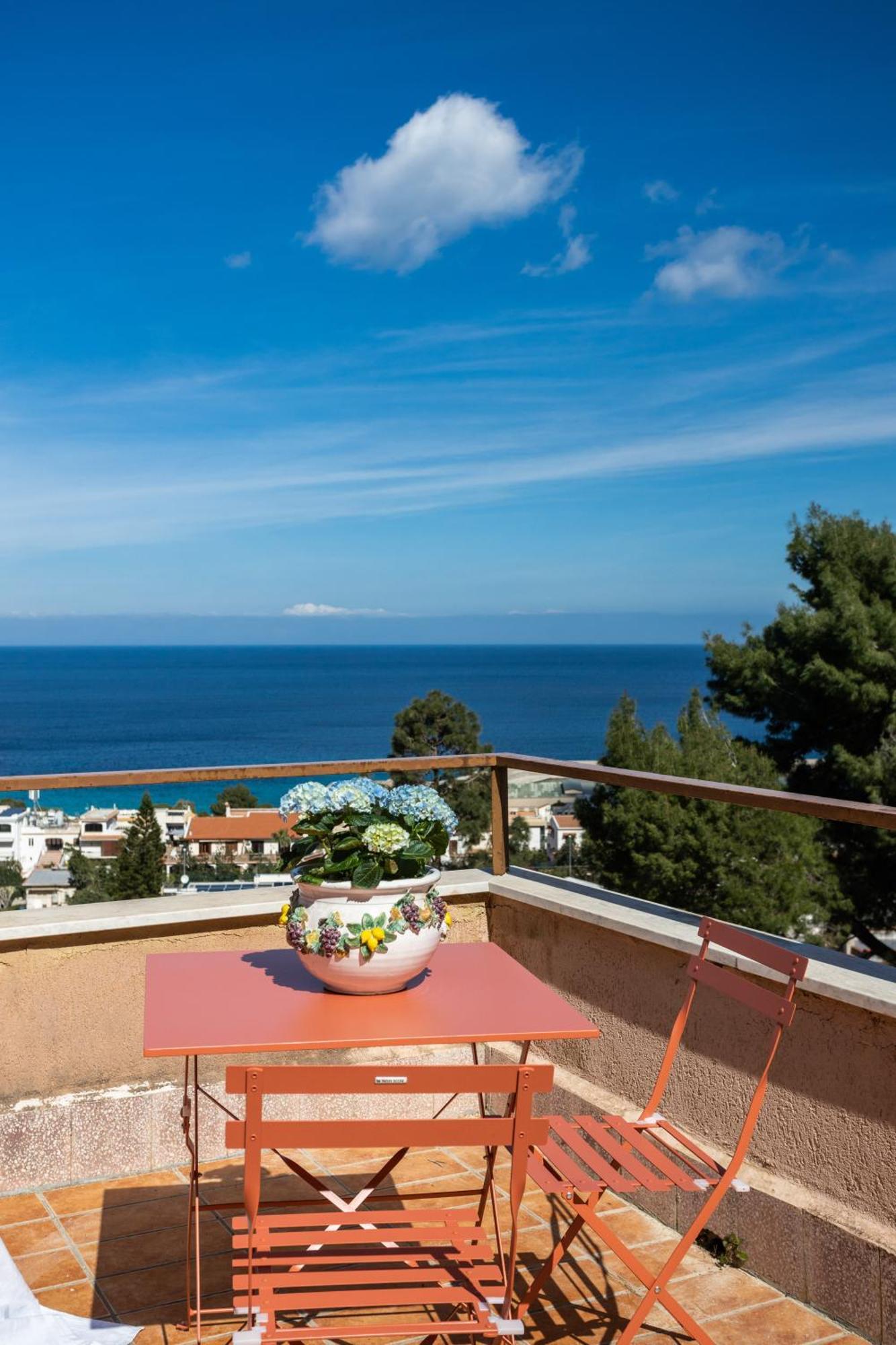 Villa Nel Verde Sul Mare, Mondello, Palermo Exteriör bild
