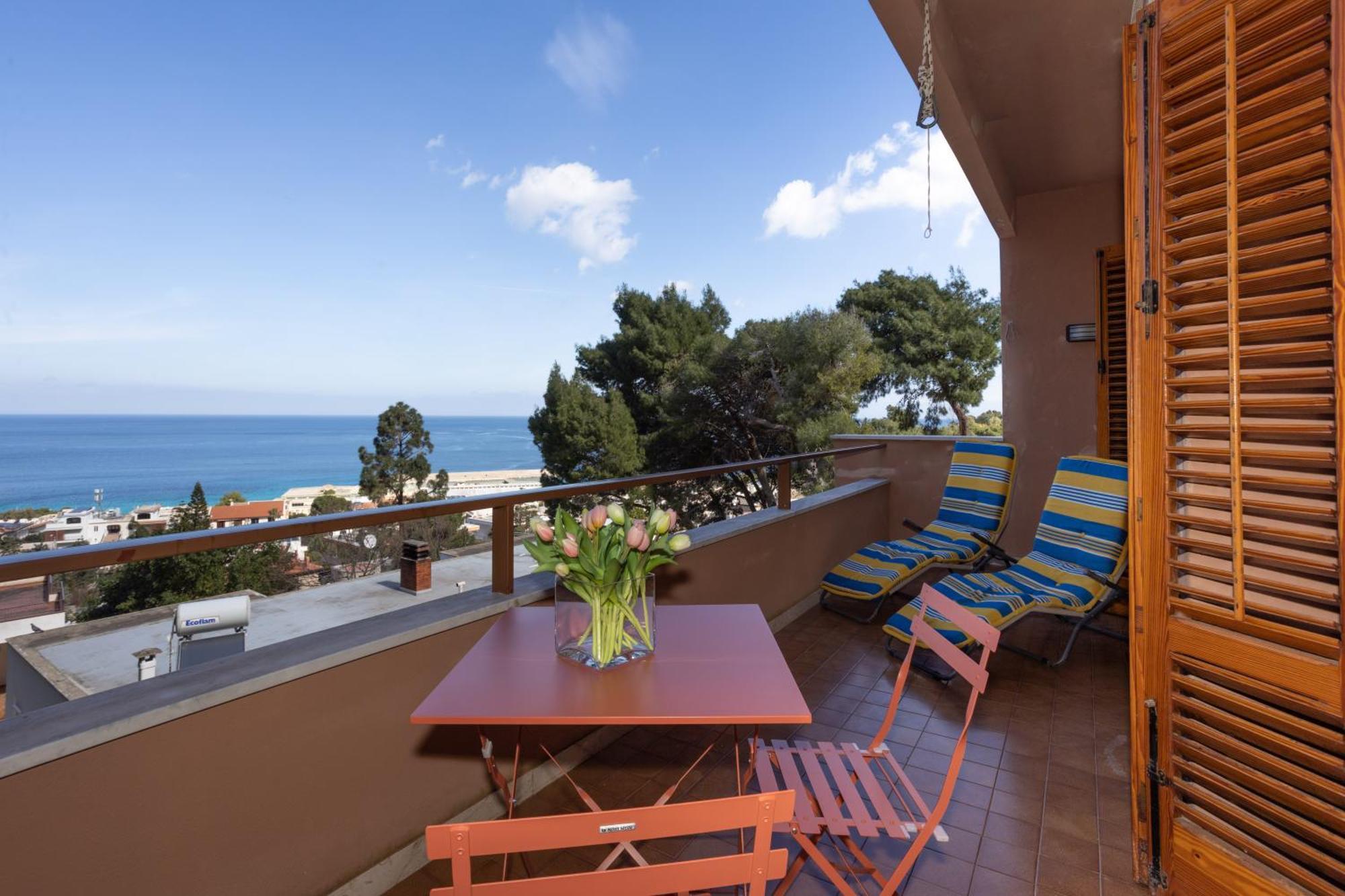Villa Nel Verde Sul Mare, Mondello, Palermo Exteriör bild